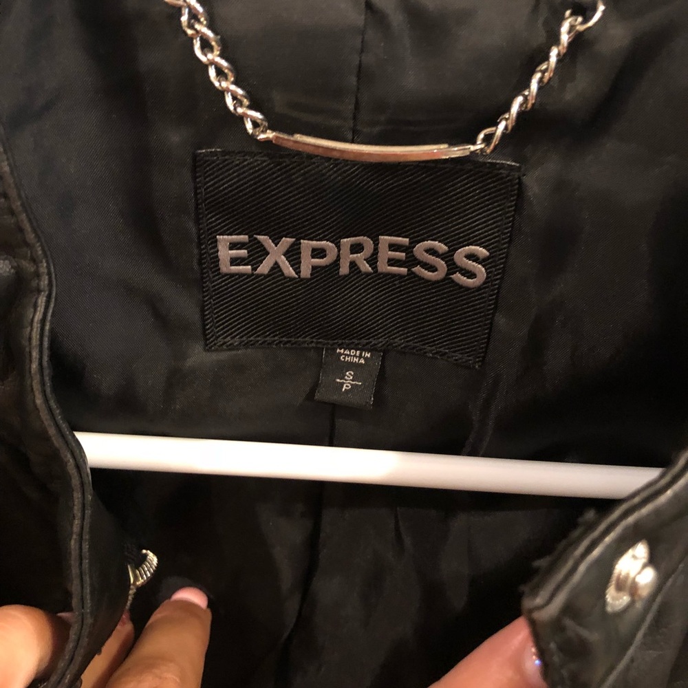Express Jacket - Picture 3 of 3